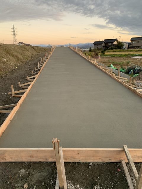 お久しぶりでございます。