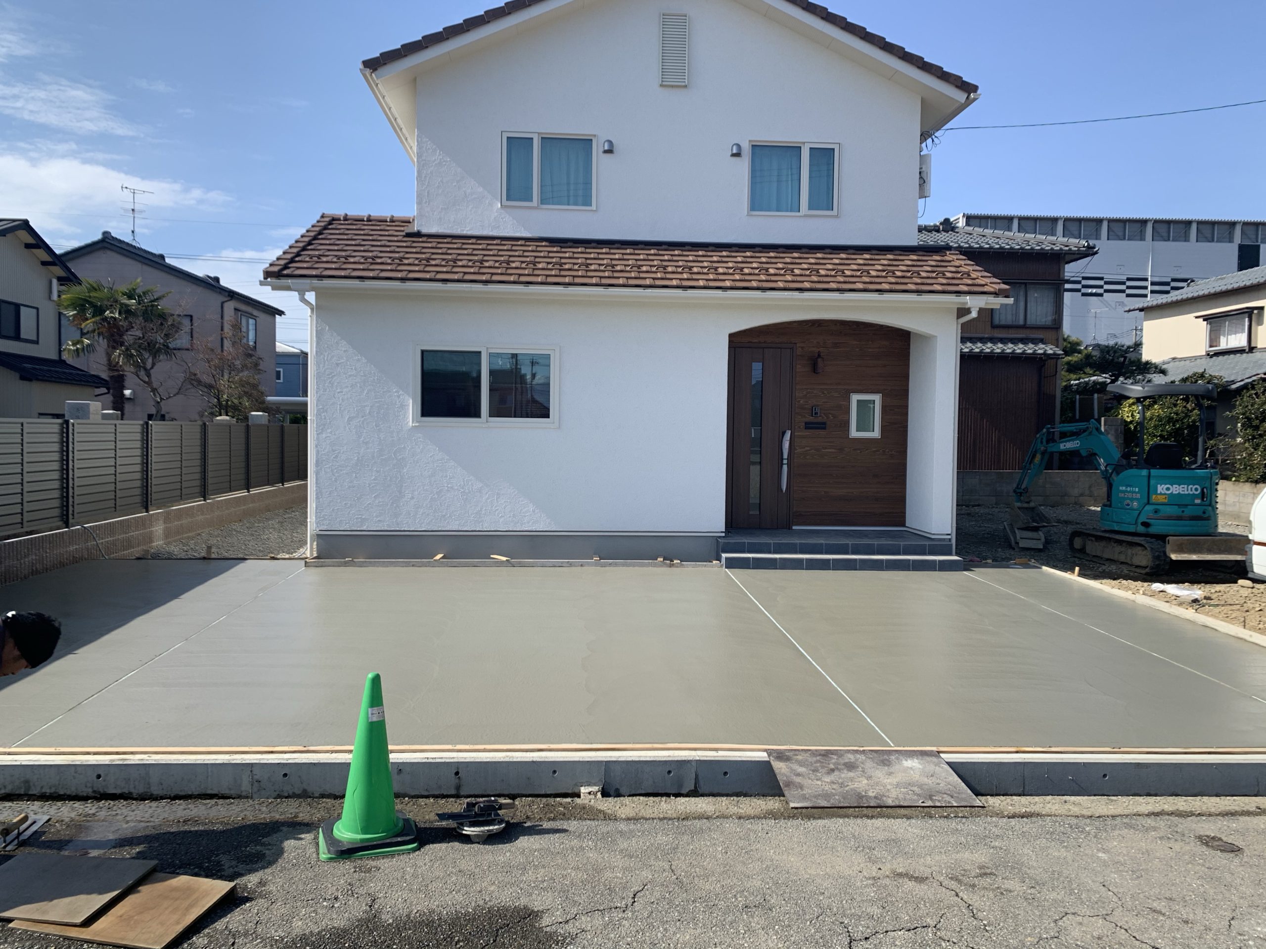 本日、休日ですが